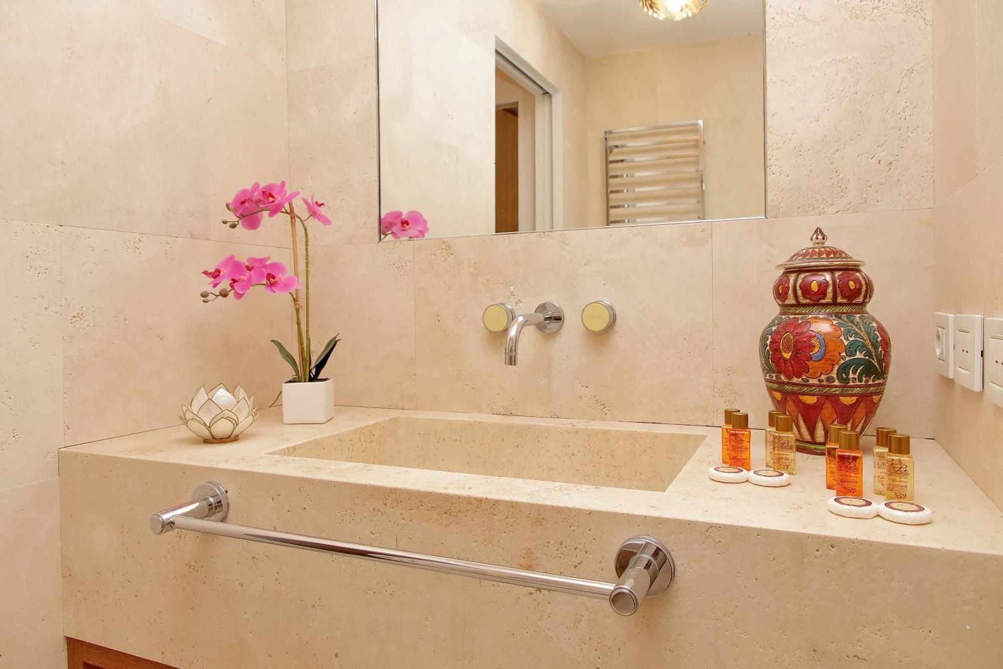 Luxury Domus Apartment 2 Rome Bagian luar foto